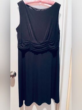 True Envy Black Sleeveless Dress Size 18W
